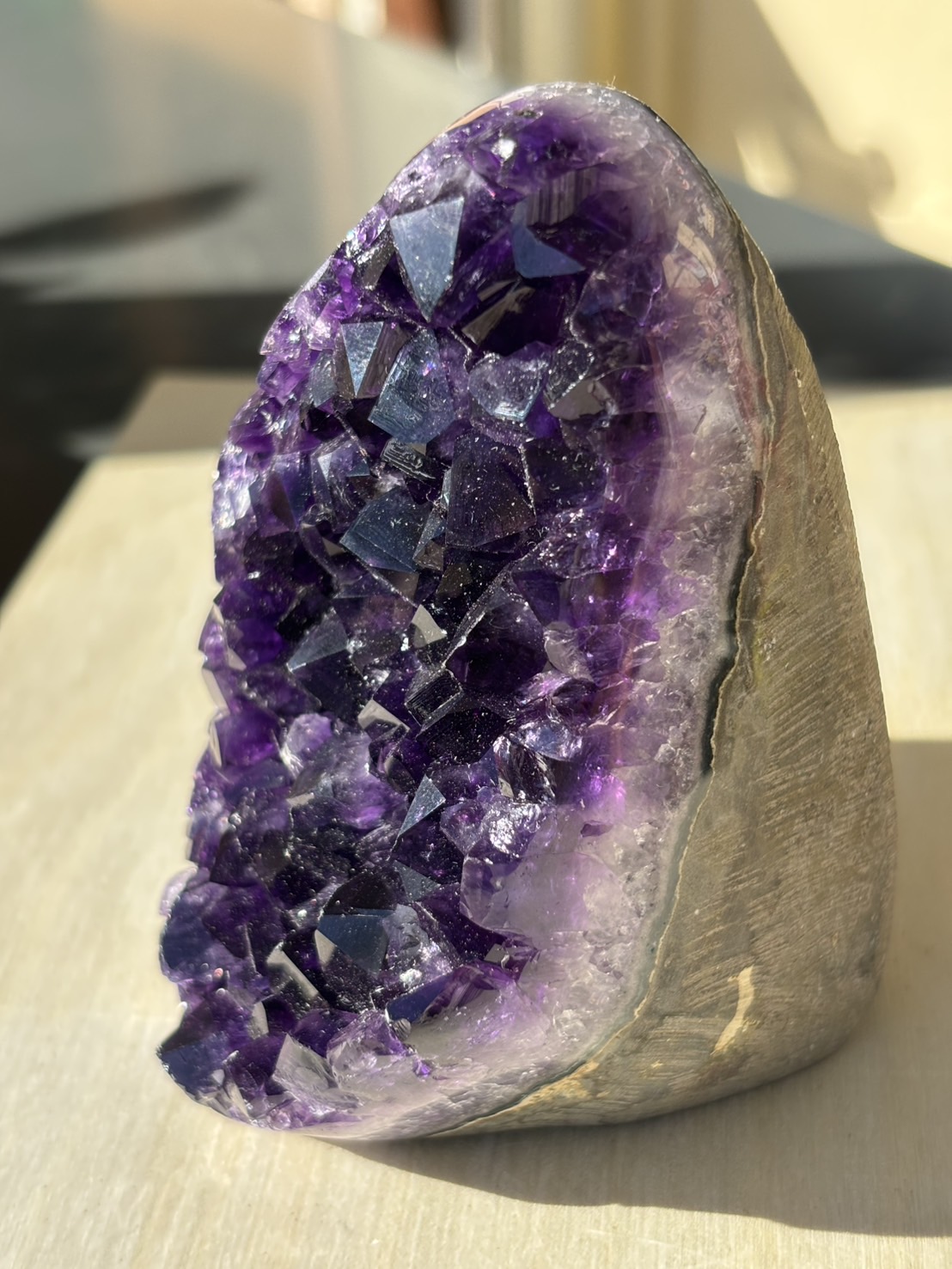 アメジスト　ウルグアイ産　エクストラグレード564g